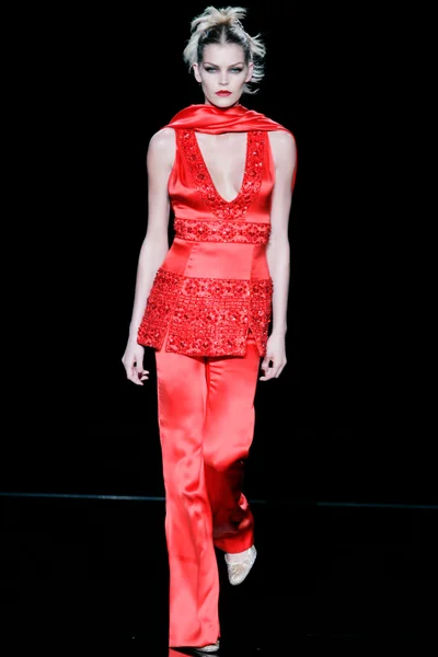 Look 29